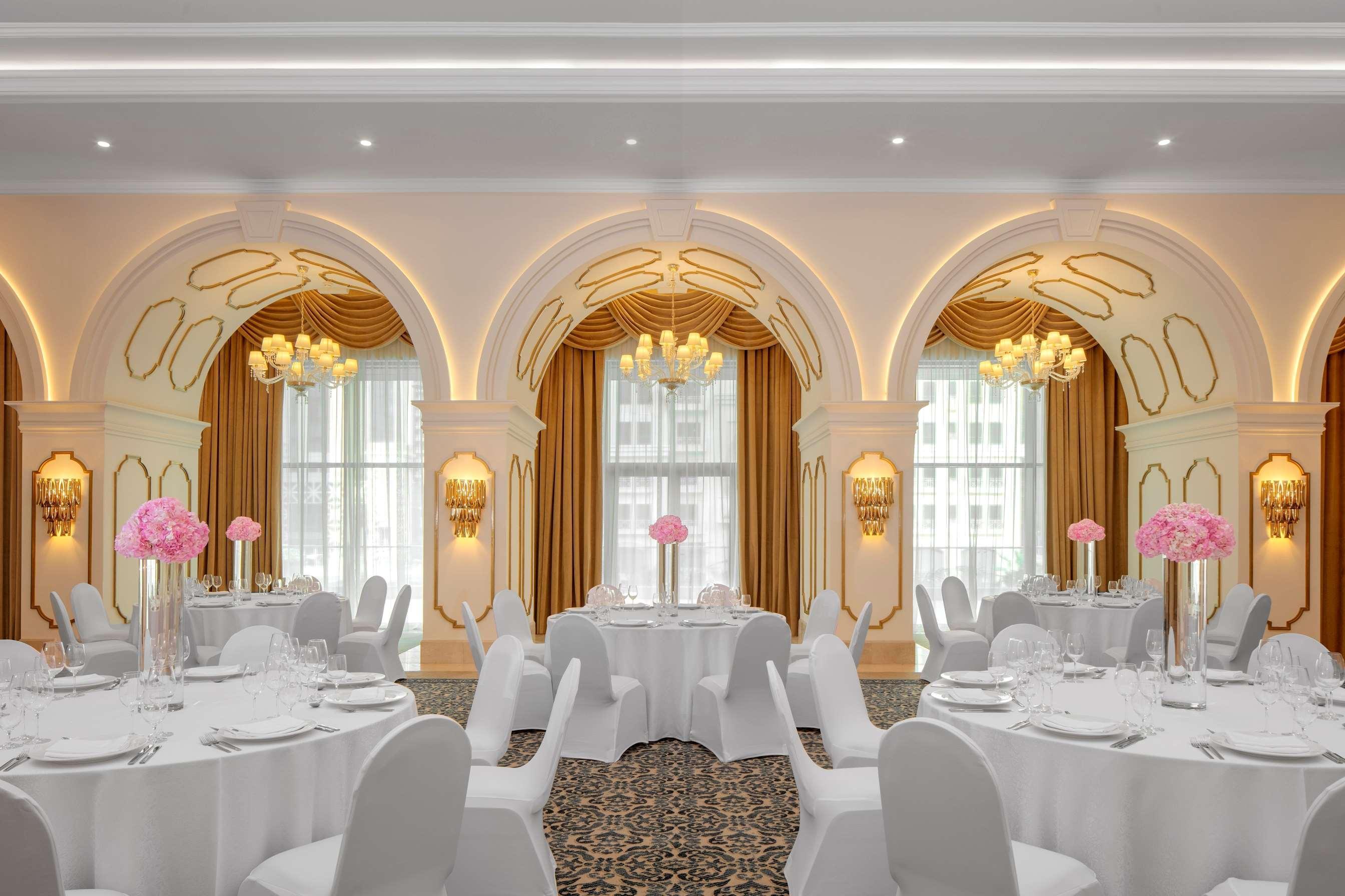 Hotel Dusit