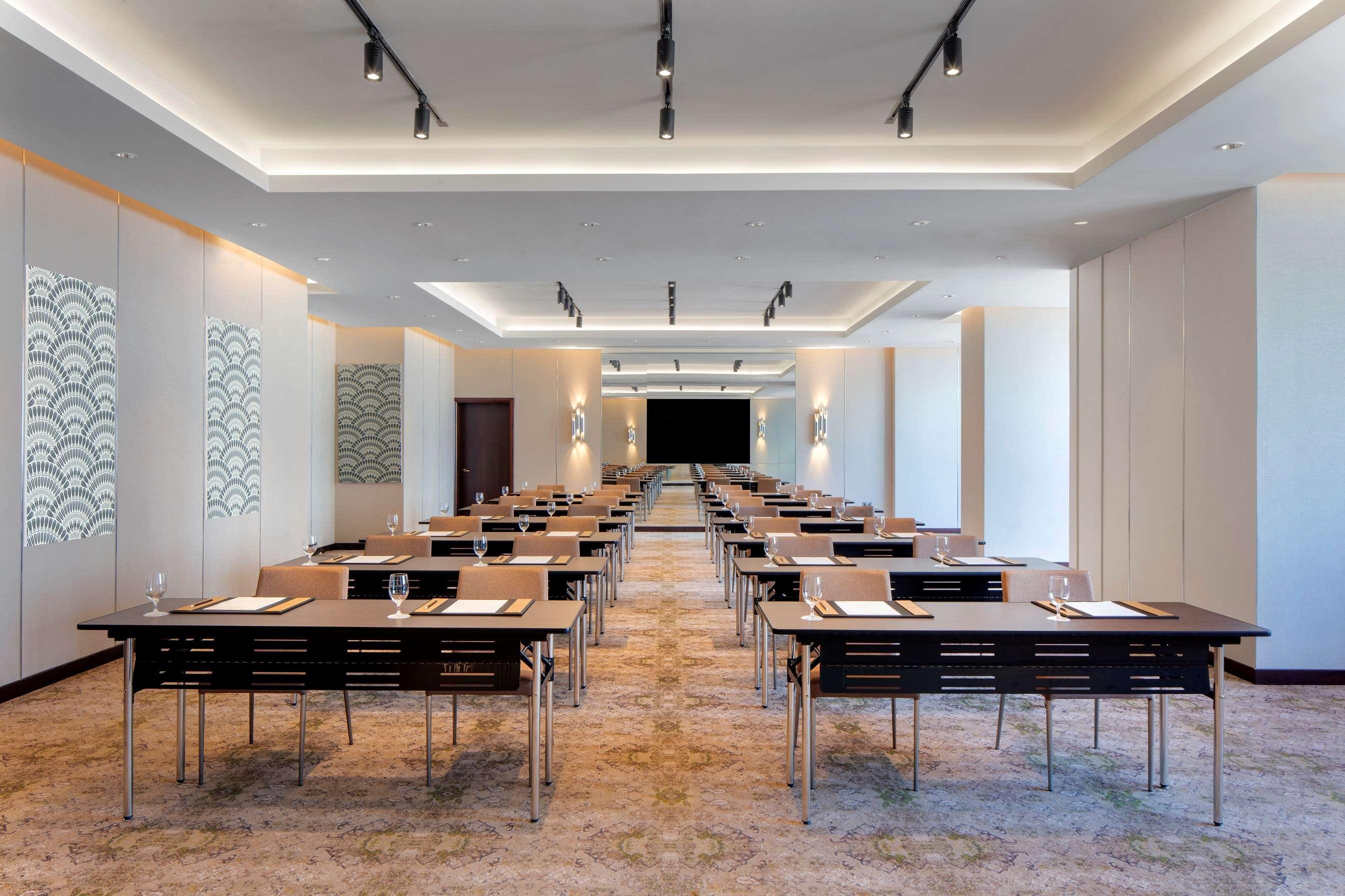 Dusit Hotel